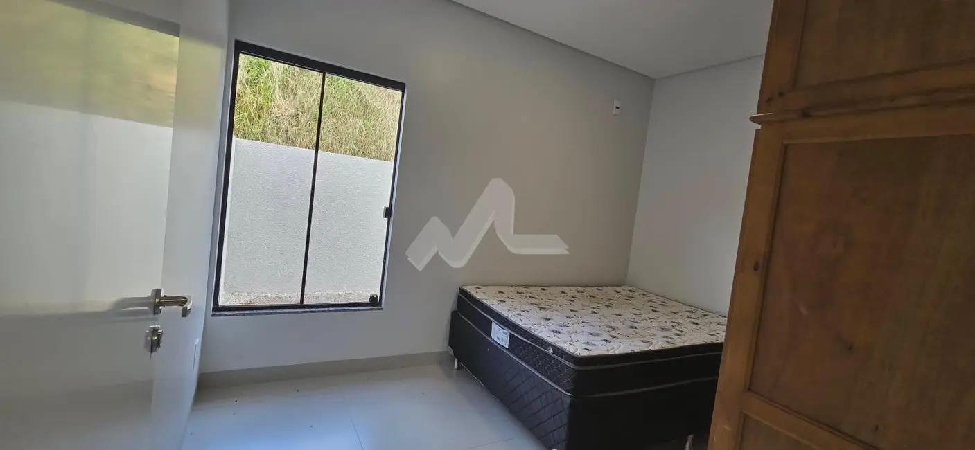 Casa com 2 quartos para alugar, 58m2 em Jardim Coopagro, Toledo - PR - imagem 9 Foto 9 de Casa com 2 quartos para alugar, 58m2 em Jardim Coopagro, Toledo - PR