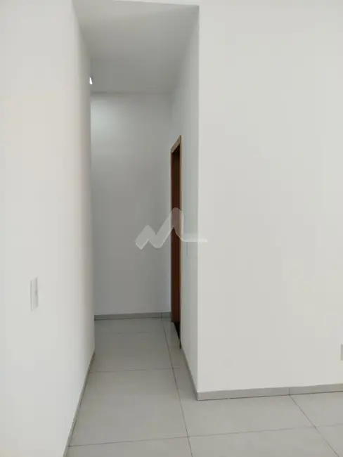 Foto 8 de Casa à venda em Jardim Coopagro, Toledo - PR