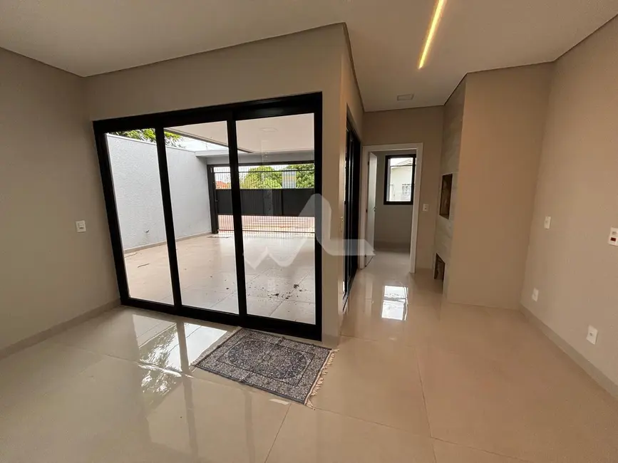 Foto 15 de Casa à venda em Jardim Pancera, Toledo - PR