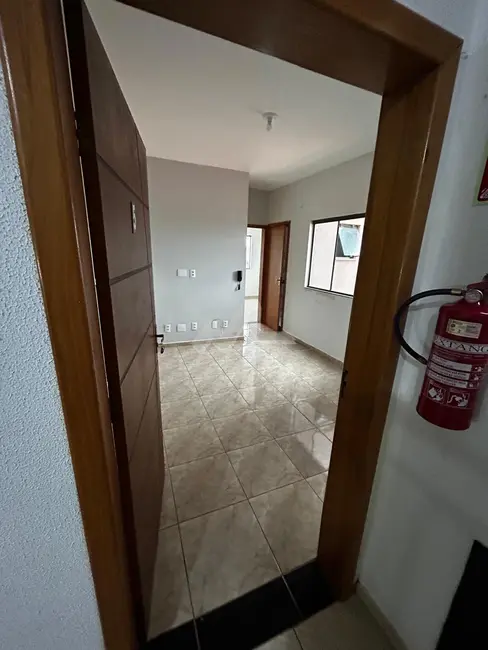 Foto 2 de Apartamento para alugar em Jardim Coopagro, Toledo - PR