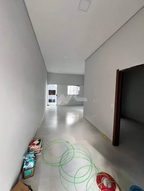 Foto 3 de Casa à venda em Jardim Coopagro, Toledo - PR
