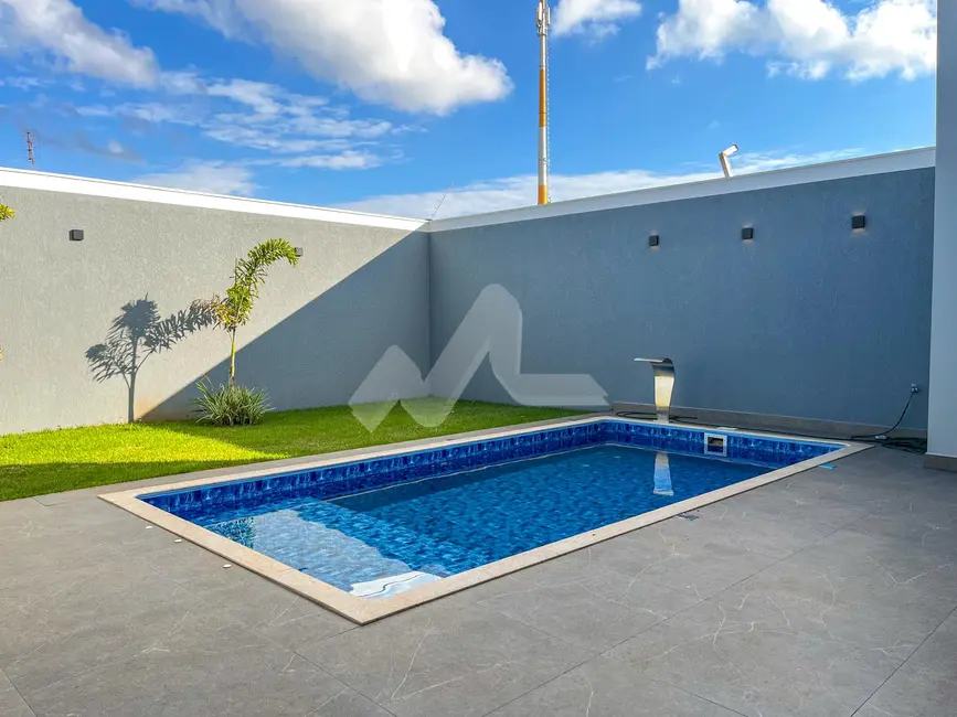 Foto 4 de Casa à venda, 183m2 em Jardim Gisela, Toledo - PR