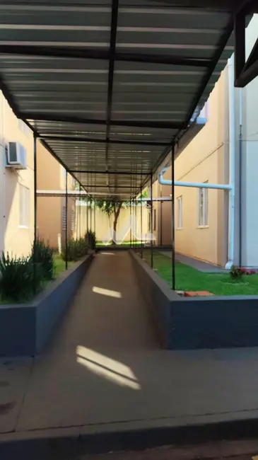Apartamento com 2 quartos para alugar, 50m2 em São Francisco, Toledo - PR - imagem 2 Foto 2 de Apartamento com 2 quartos para alugar, 50m2 em São Francisco, Toledo - PR