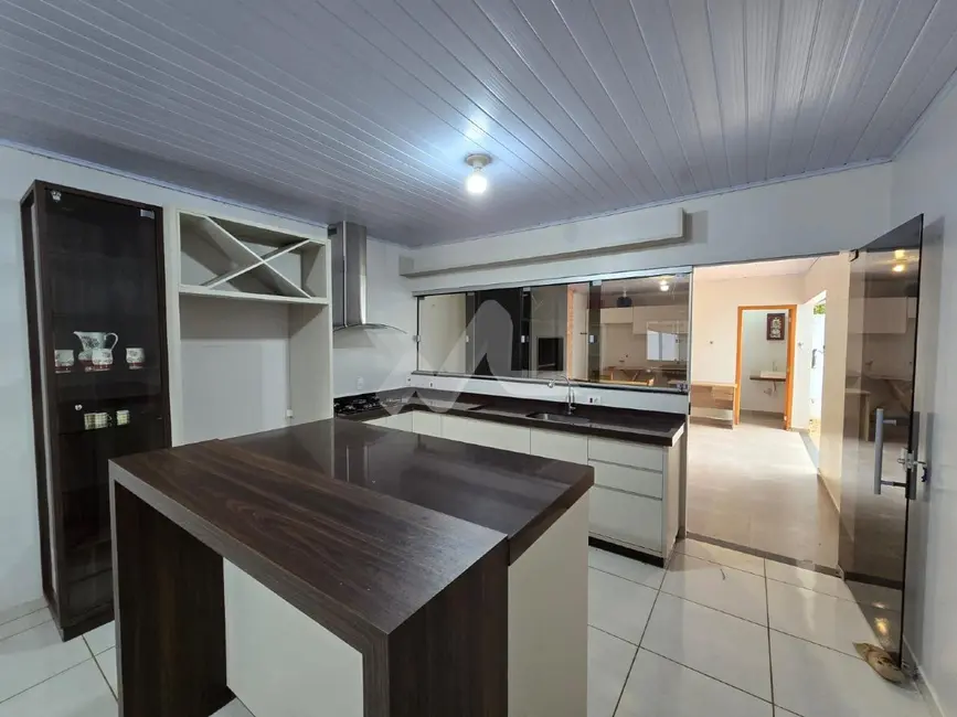 Casa com 1 quarto para alugar, 120m2 em Jardim Coopagro, Toledo - PR - imagem 8 Foto 8 de Casa com 1 quarto para alugar, 120m2 em Jardim Coopagro, Toledo - PR