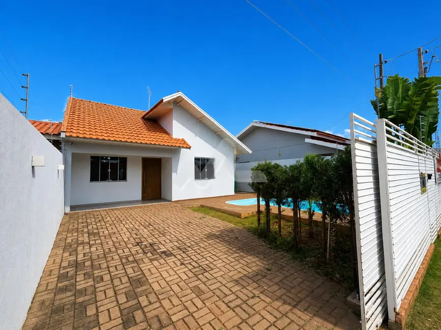 Casa com 1 quarto para alugar, 120m2 em Jardim Coopagro, Toledo - PR - imagem 2 Foto 2 de Casa com 1 quarto para alugar, 120m2 em Jardim Coopagro, Toledo - PR