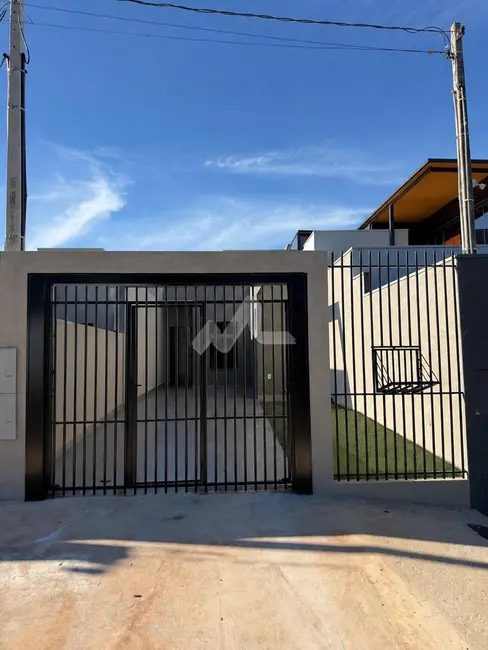 Foto 1 de Casa com 1 quarto à venda, 56m2 em Vila Operária, Toledo - PR