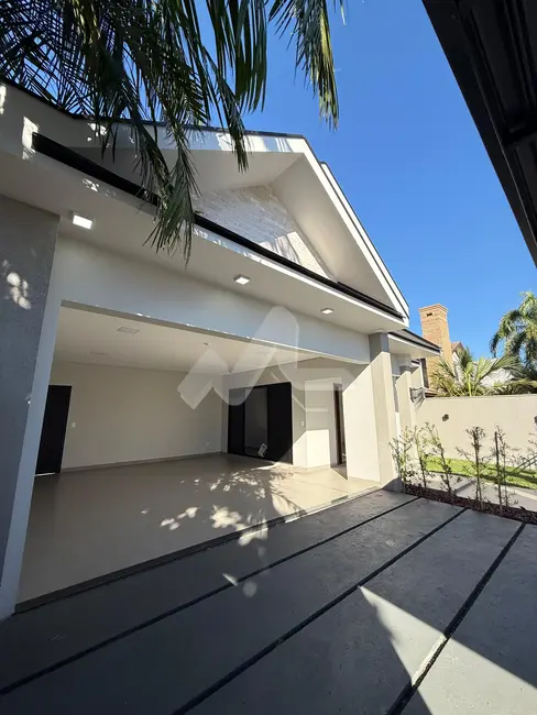 Foto 6 de Apartamento com 2 quartos à venda, 194m2 em Jardim Gisela, Toledo - PR