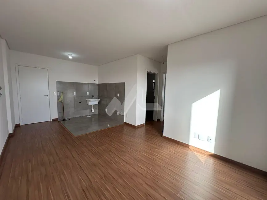 Apartamento com 2 quartos para alugar, 44m2 em Vila Industrial, Toledo - PR - imagem 4 Foto 4 de Apartamento com 2 quartos para alugar, 44m2 em Vila Industrial, Toledo - PR