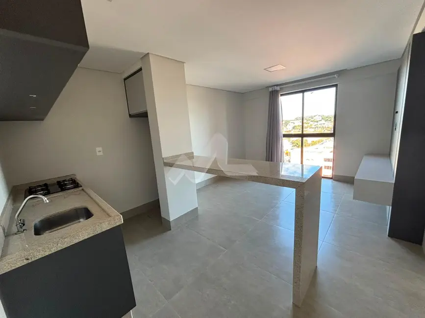 Apartamento com 1 quarto para alugar, 36m2 em Centro, Toledo - PR - imagem 5 Foto 5 de Apartamento com 1 quarto para alugar, 36m2 em Centro, Toledo - PR