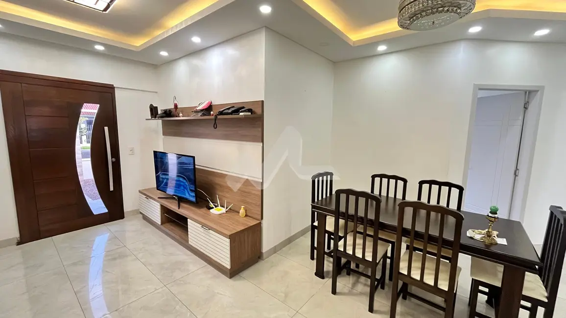 Foto 1 de Casa com 2 quartos à venda, 155m2 em Jardim Gisela, Toledo - PR