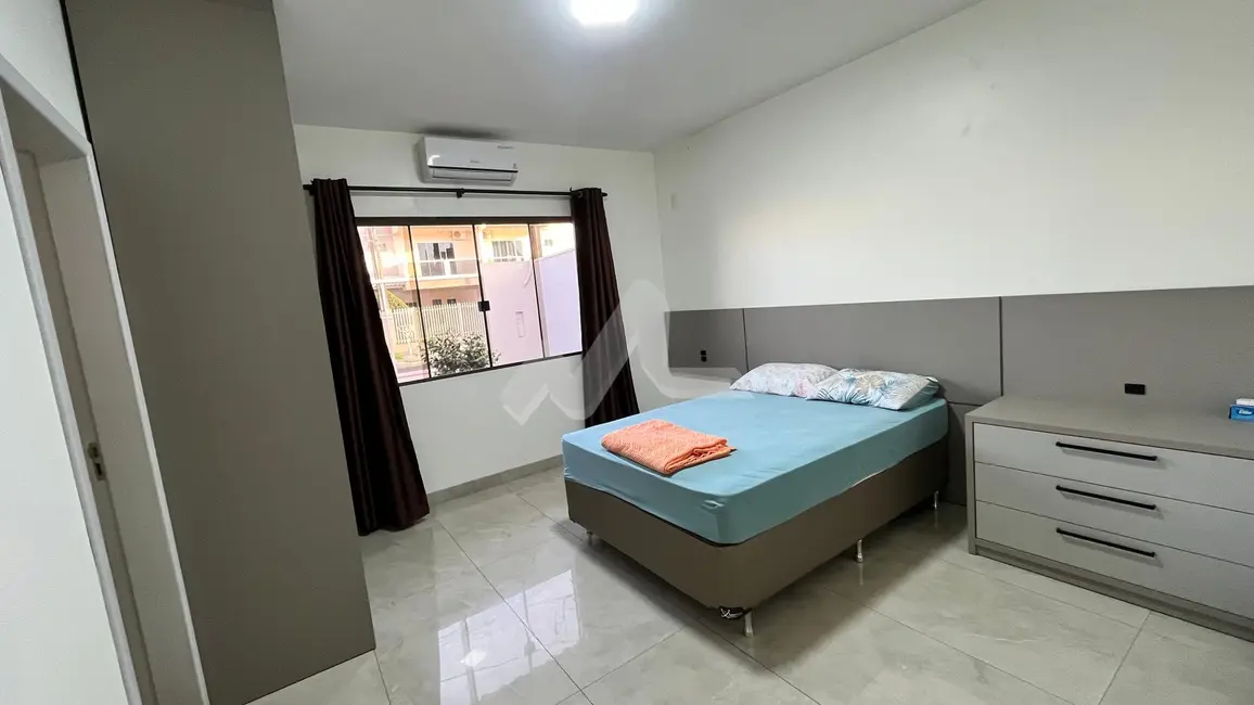 Foto 7 de Casa com 2 quartos à venda, 155m2 em Jardim Gisela, Toledo - PR