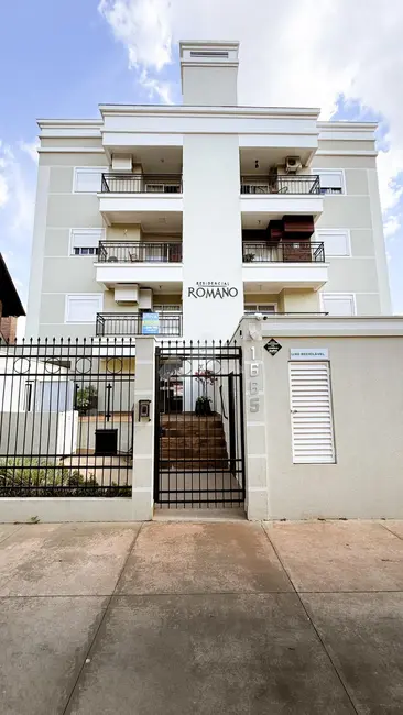 Foto 1 de Apartamento à venda em Centro, Toledo - PR