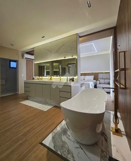 Foto 15 de Casa à venda, 610m2 em Centro, Toledo - PR