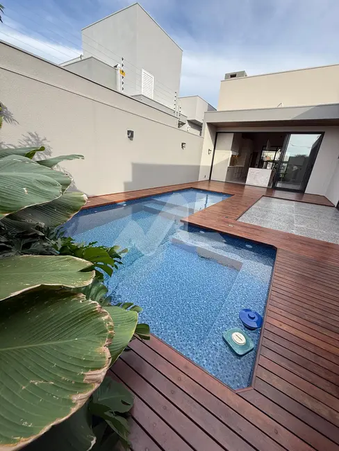 Foto 12 de Casa à venda, 220m2 em Vila Industrial, Toledo - PR