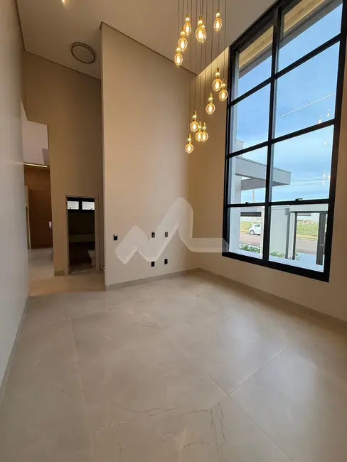 Foto 16 de Casa à venda, 220m2 em Vila Industrial, Toledo - PR