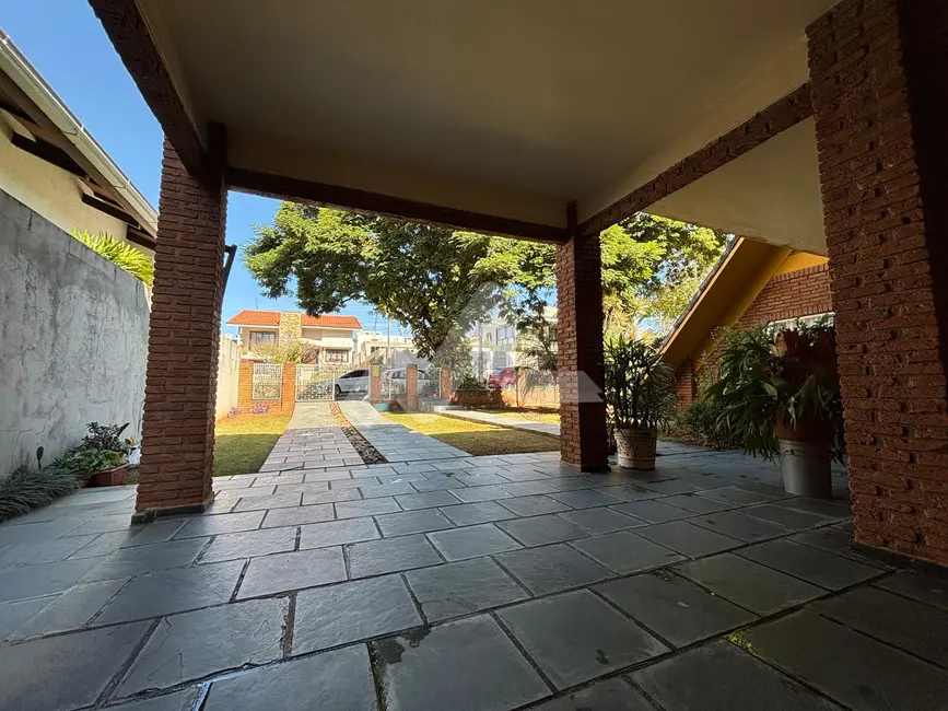 Foto 6 de Casa com 2 quartos à venda, 237m2 em Jardim La Salle, Toledo - PR