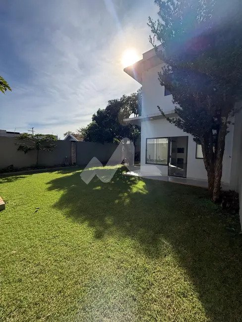 Foto 18 de Sobrado à venda em Jardim Gisela, Toledo - PR