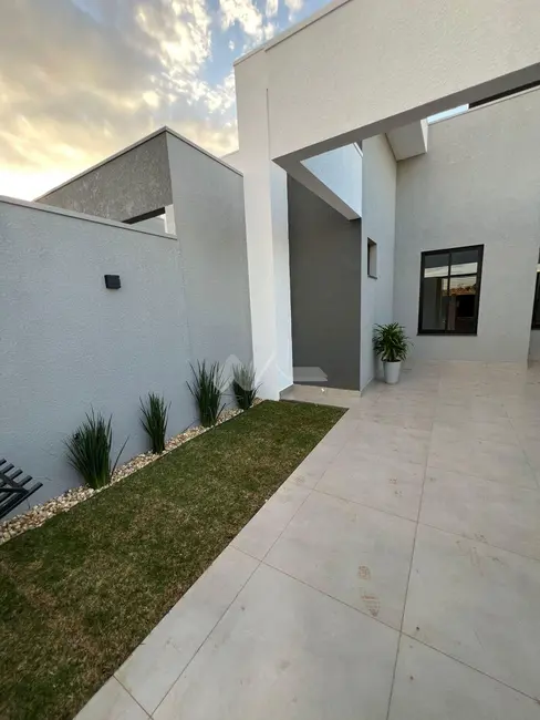 Foto 4 de Casa com 1 quarto à venda, 80m2 em Jardim Coopagro, Toledo - PR