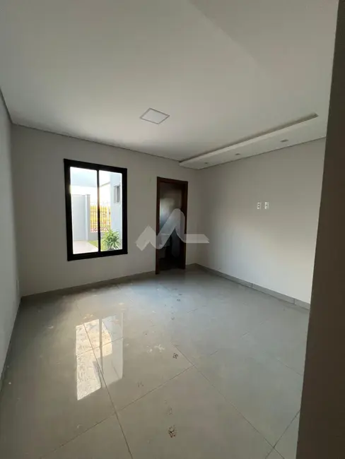 Foto 6 de Casa com 1 quarto à venda, 80m2 em Jardim Coopagro, Toledo - PR