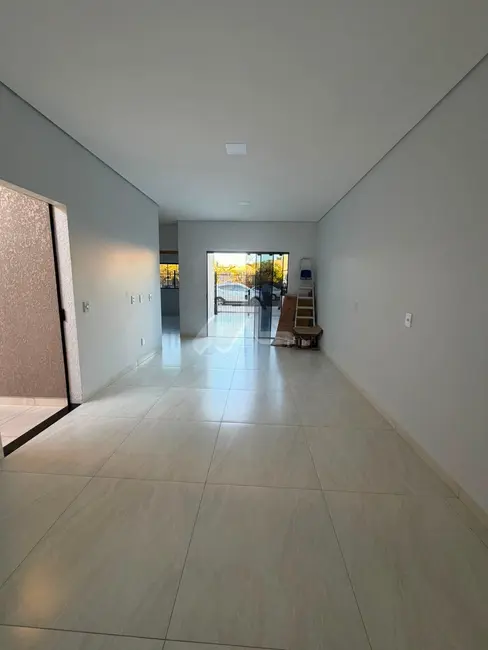 Foto 5 de Casa à venda, 57m2 em Jardim Coopagro, Toledo - PR