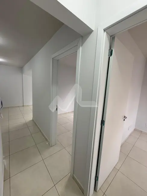 Apartamento com 2 quartos para alugar, 54m2 em Tocantins, Toledo - PR - imagem 8 Foto 8 de Apartamento com 2 quartos para alugar, 54m2 em Tocantins, Toledo - PR