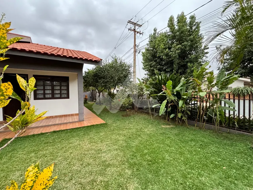 Foto 5 de Casa com 3 quartos à venda, 137m2 em Jardim Porto Alegre, Toledo - PR