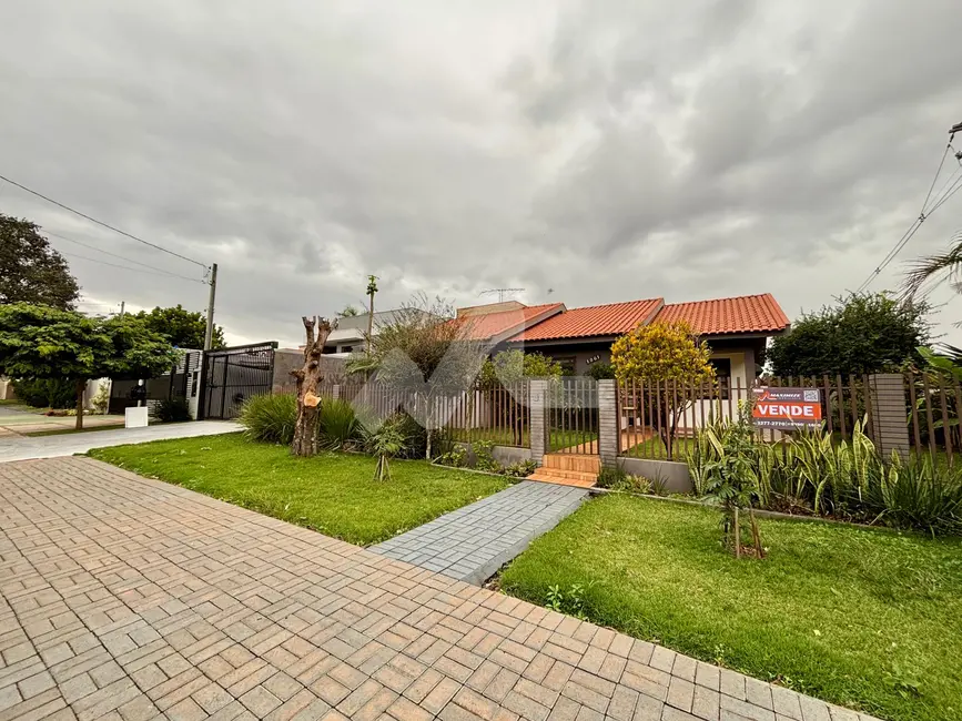 Foto 1 de Casa com 3 quartos à venda, 137m2 em Jardim Porto Alegre, Toledo - PR