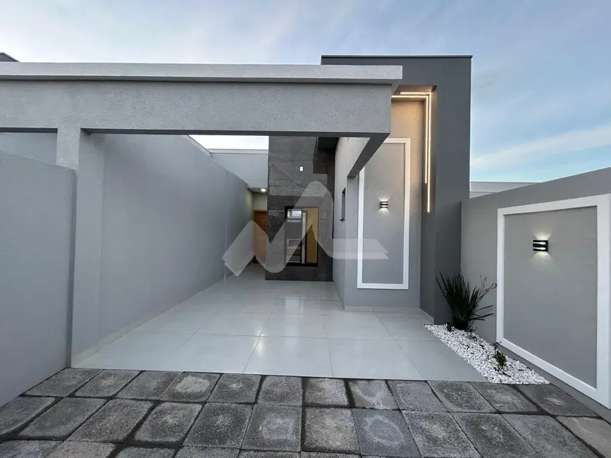 Foto 1 de Casa com 2 quartos à venda, 69m2 em Jardim Coopagro, Toledo - PR