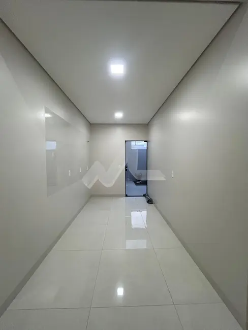 Foto 9 de Casa com 2 quartos à venda, 69m2 em Jardim Coopagro, Toledo - PR