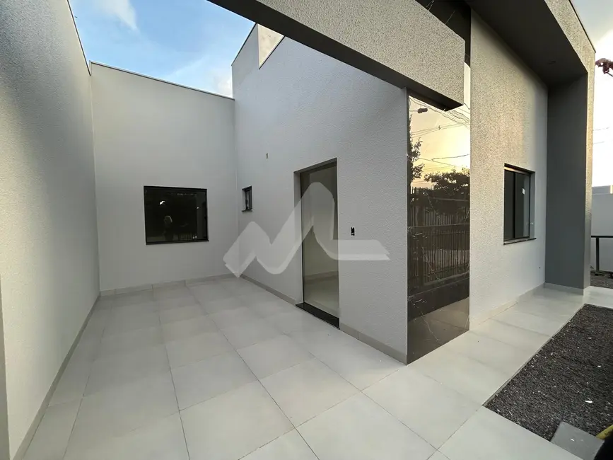 Foto 2 de Casa com 2 quartos à venda, 44m2 em Jardim Coopagro, Toledo - PR