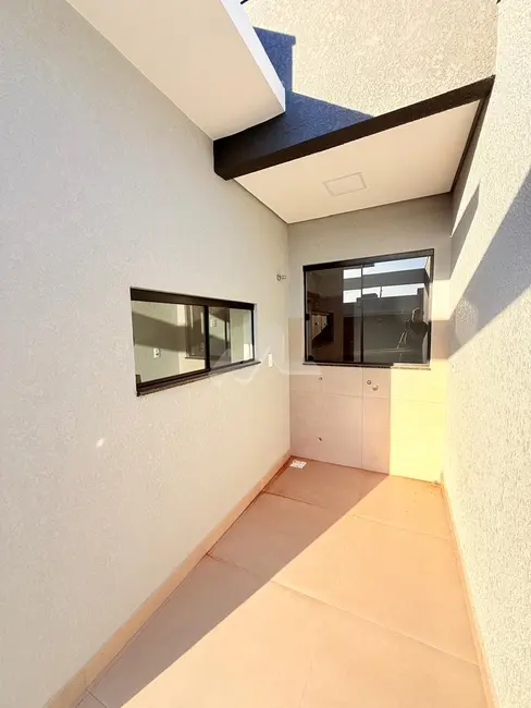 Foto 13 de Casa à venda em Jardim Coopagro, Toledo - PR