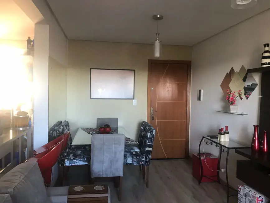 Apartamento com 2 quartos à venda, 75m2 em Cecília, Viamao - RS - imagem 9 Foto 9 de Apartamento com 2 quartos à venda, 75m2 em Cecília, Viamao - RS