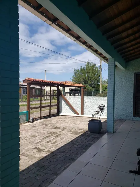 Casa com 5 quartos à venda, 289m2 em Balneario Pinhal - RS - imagem 6 Foto 6 de Casa com 5 quartos à venda, 289m2 em Balneario Pinhal - RS