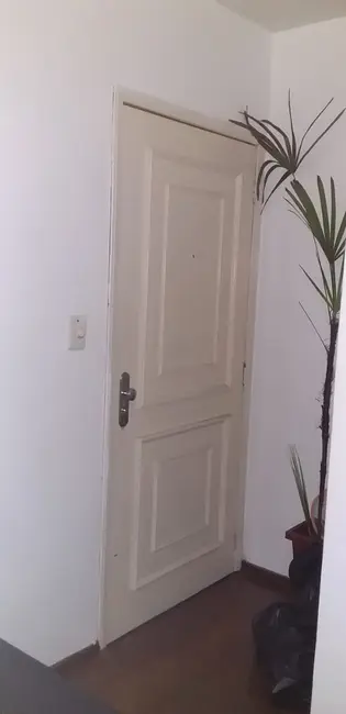 Foto 2 de Apartamento com 2 quartos à venda, 50m2 em Rubem Berta, Porto Alegre - RS