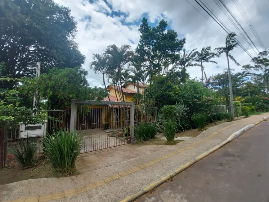 Foto 2 de Casa com 3 quartos à venda, 356m2 em Centro, Viamao - RS