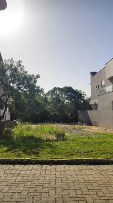 Foto 1 de Terreno / Lote à venda, 407m2 em Taruma, Viamao - RS
