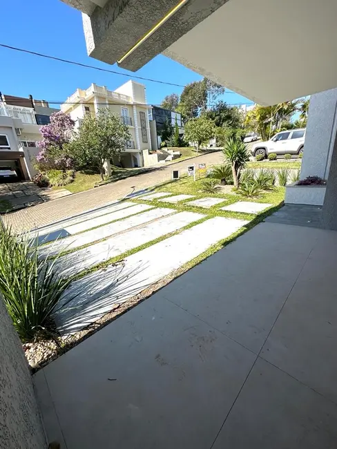 Foto 6 de Casa com 3 quartos à venda, 220m2 em Centro, Viamao - RS
