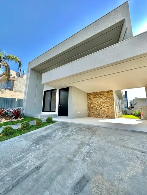 Foto 4 de Casa com 3 quartos à venda, 160m2 em Centro, Viamao - RS