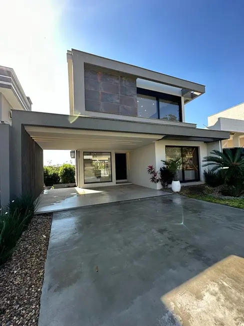 Foto 5 de Casa com 3 quartos à venda, 160m2 em Centro, Viamao - RS