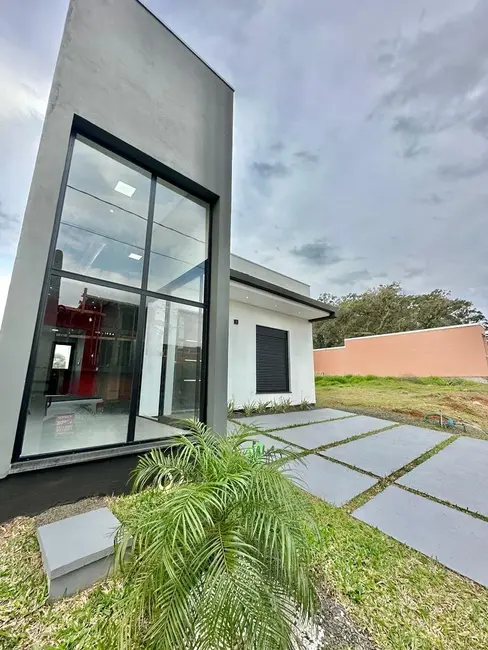 Casa com 3 quartos à venda, 98m2 em Augusta, Viamao - RS - imagem 4 Foto 4 de Casa com 3 quartos à venda, 98m2 em Augusta, Viamao - RS