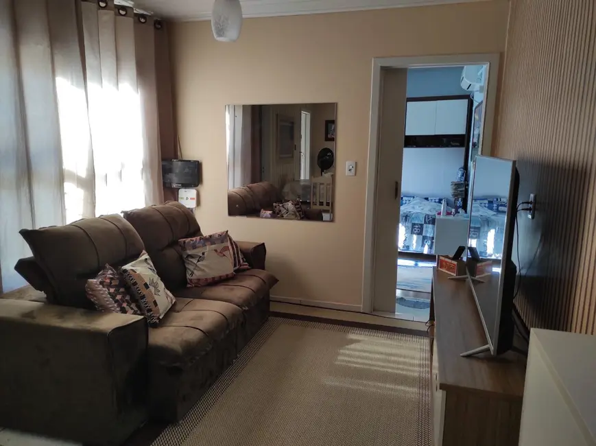 Casa com 3 quartos à venda, 80m2 em Centro, Viamao - RS - imagem 4 Foto 4 de Casa com 3 quartos à venda, 80m2 em Centro, Viamao - RS