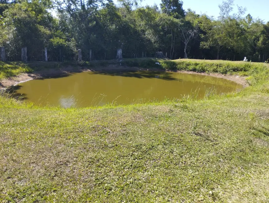 Sítio / Rancho com 4 quartos à venda, 10000m2 em Viamao - RS - imagem 6 Foto 6 de Sítio / Rancho com 4 quartos à venda, 10000m2 em Viamao - RS