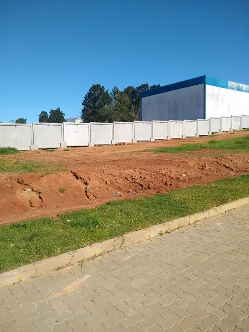 Terreno / Lote à venda, 180m2 em Viamao - RS - imagem 7 Foto 7 de Terreno / Lote à venda, 180m2 em Viamao - RS