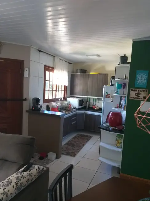 Casa com 2 quartos à venda, 134m2 em Santa Isabel, Viamao - RS - imagem 5 Foto 5 de Casa com 2 quartos à venda, 134m2 em Santa Isabel, Viamao - RS