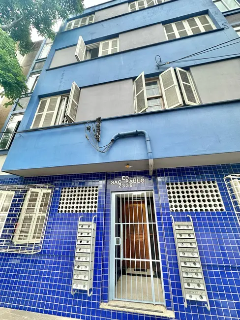 Foto 2 de Apartamento com 2 quartos à venda, 70m2 em Farroupilha, Porto Alegre - RS