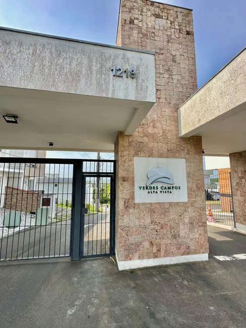 Foto 2 de Terreno / Lote à venda, 520m2 em Mário Quintana, Porto Alegre - RS