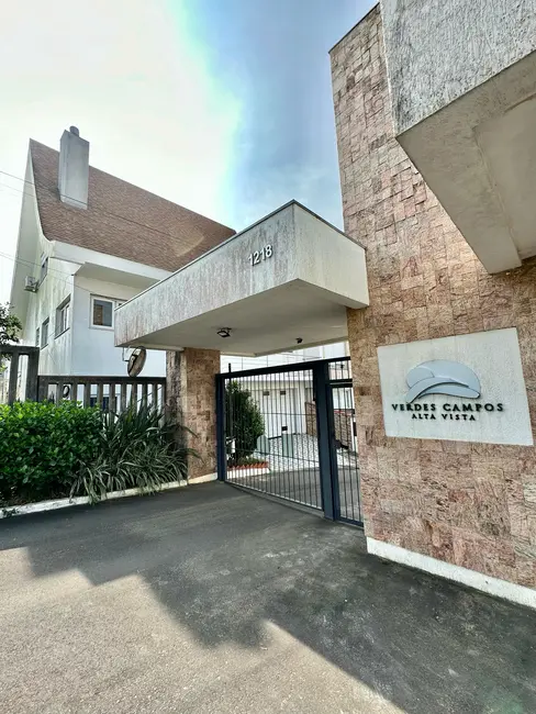 Foto 1 de Terreno / Lote à venda, 520m2 em Mário Quintana, Porto Alegre - RS