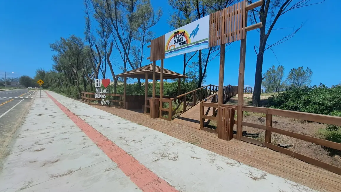 Foto 2 de Terreno / Lote à venda, 300m2 em Balneario Gaivota - SC