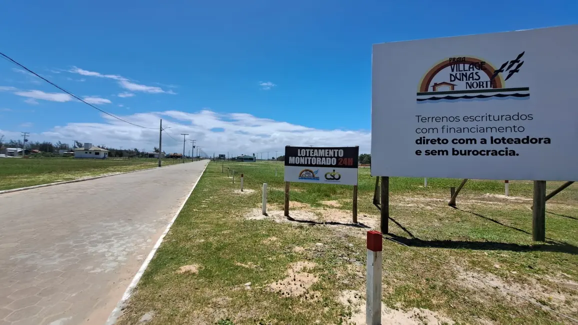 Foto 3 de Terreno / Lote à venda, 300m2 em Balneario Gaivota - SC