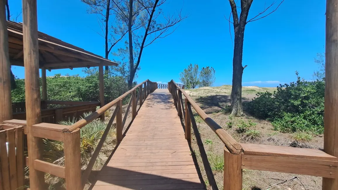 Foto 7 de Terreno / Lote à venda, 300m2 em Balneario Gaivota - SC